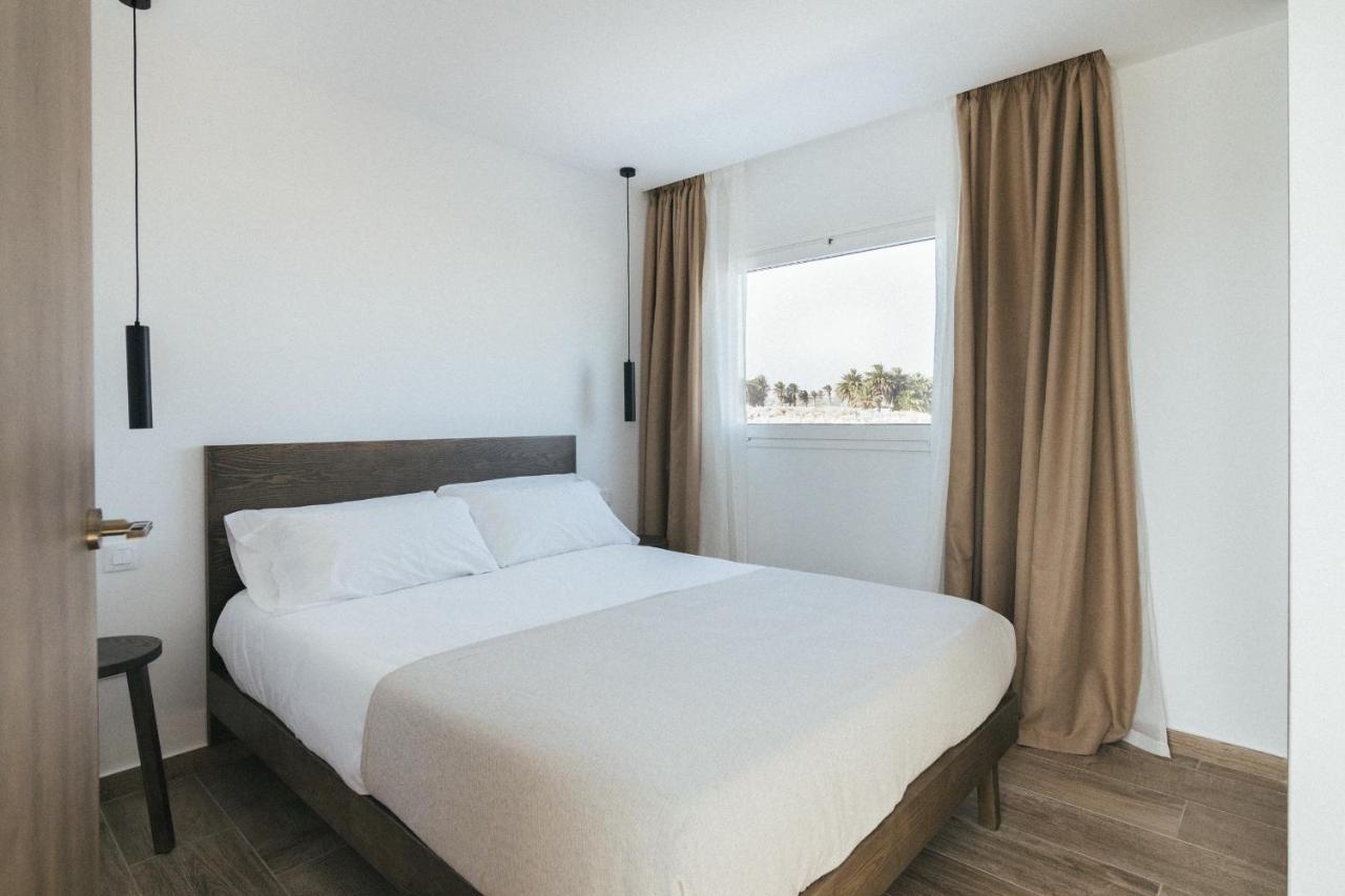 Alava Suites Costa Teguise Quarto foto